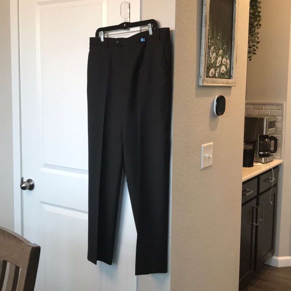 Like new Jos Banks tailored pants